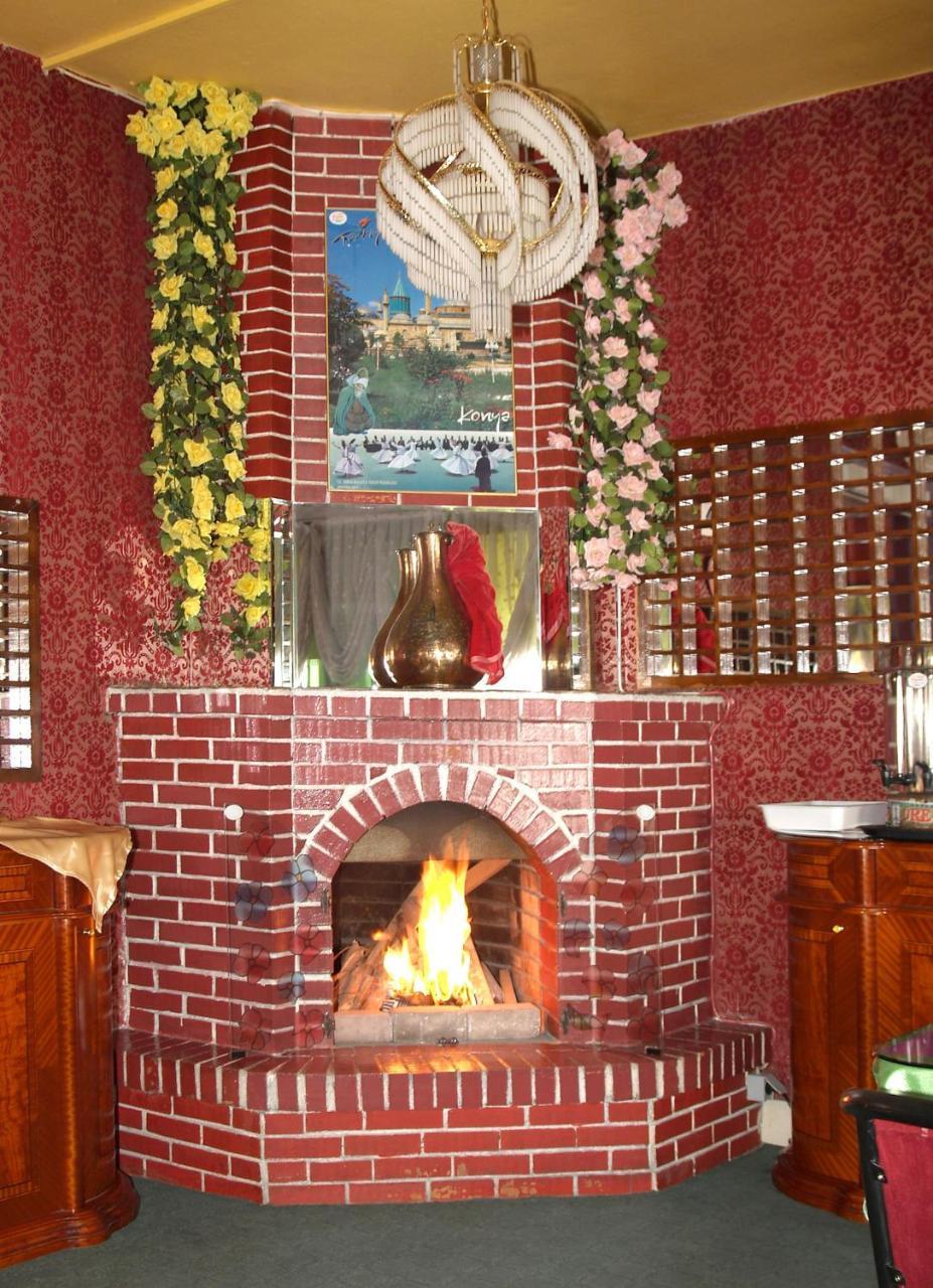 Hotel Cesme Konya Esterno foto
