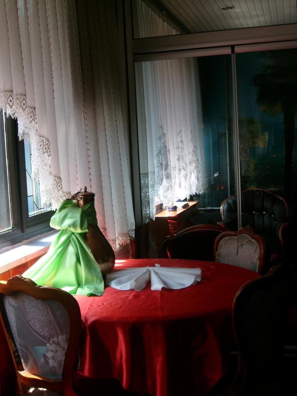Hotel Cesme Konya Esterno foto